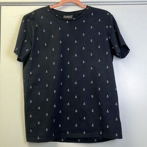 H&M Men’s Navy Blue T-Shirt with white anchor pattern size medium